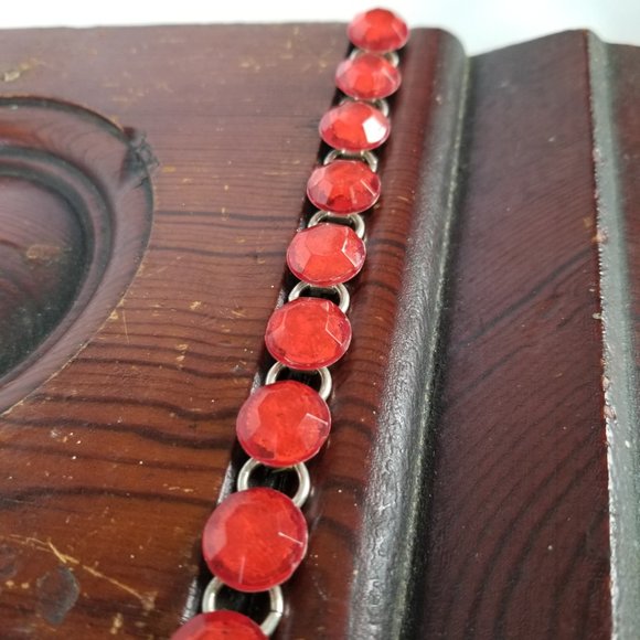 Cranberry Red Bracelet GIFT Boxed NEW Handmade - Picture 1 of 12